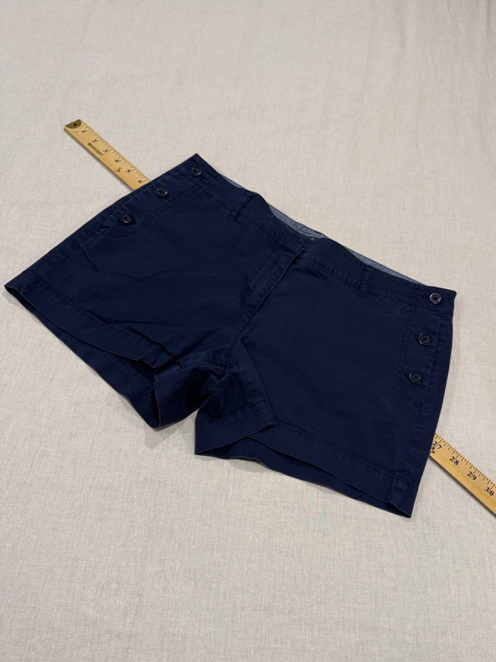 Nautica Women’s Navy Blue Sailor Button Shorts Size 12 Stretch Cotton